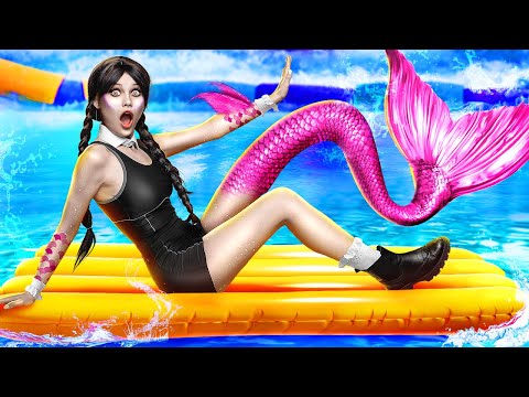 How to become a mermaid at the water park! The transformation of Wednesday Addams!