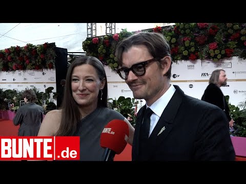 BUNTE.de exklusiv - "Ich habe schon gewonnen" – Sam Riley über seine Alexandra Maria Lara