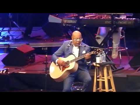 'The Legendary' Peabo Bryson - "Sweet Summer Days" (LIVE) 'Mableton'