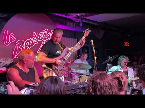 Hadrien FERAUD- Mika LECOQ - Jim & Jon GRANDCAMP  plays Born in the 80's