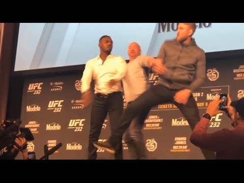 Jon Jones and Alexander Gustaffson FaceOff was intense, ended with a shove