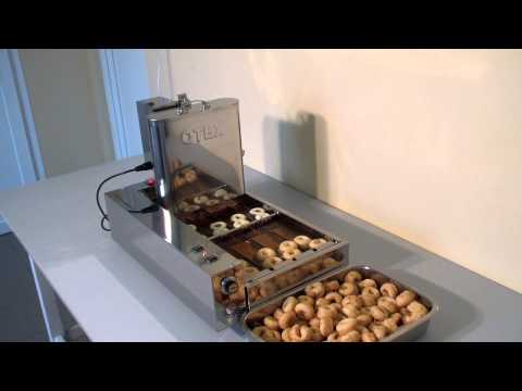 video 1, Mini machine à beignets 2,1 kW