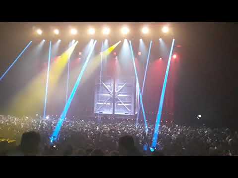 Mr Carlton ambiance le zénith de Nantes 1ere partie Soprano