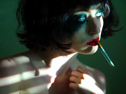 Paloma Faith  -  Crybaby