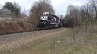 preview picture of video 'NS P61 at Newton, NC 3/20/15'