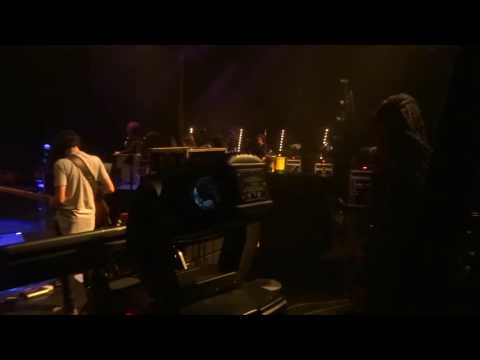 Elza Soares + Liniker e os Caramelows - "Ralador de Pia" / "Mulher do Fim do Mundo"