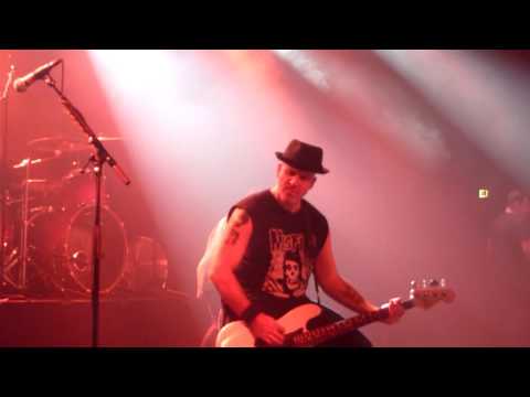Life Of Agony - New Song!! (live @ Simm City, Vienna, 20161113)