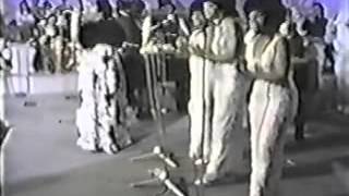 Reach Out And Touch - Aretha Franklin Tribute To Diana Ross -1971-