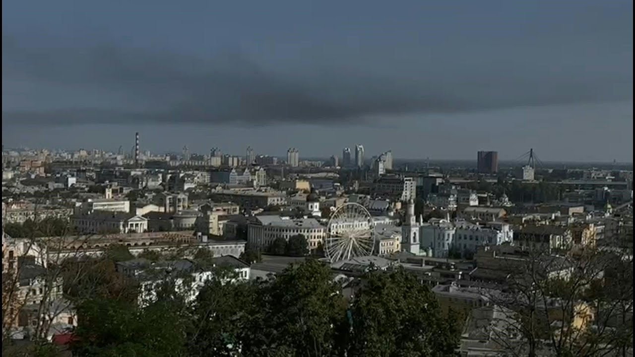 Russia's largest strike in weeks hits Ukraine's power grid | AFP