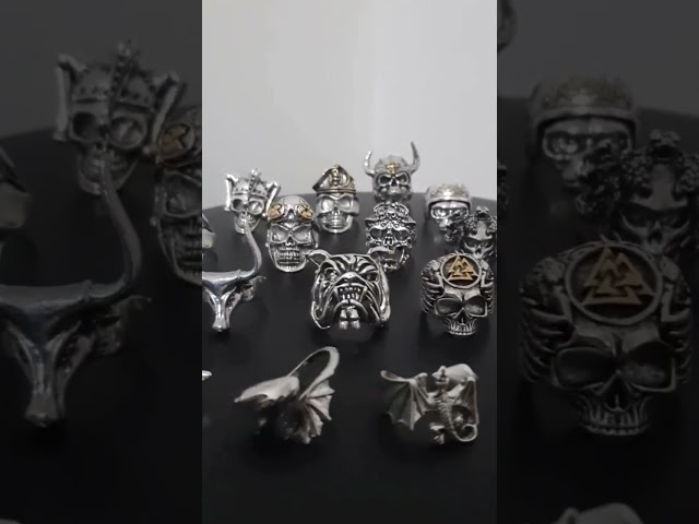 Vídeo relacionado con Kakonia Juego de anillos abiertos góticos de 16 uds para hombres y mujeres, anillos de animales con garra de dragón y serpiente ajustables Punk, anillos de calavera gótica Vintage, Negro Estilo-B