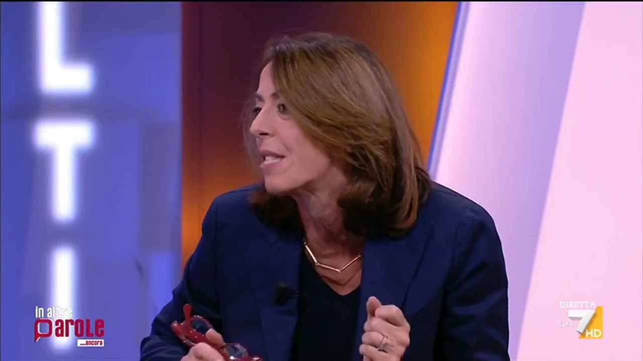 “La chiamava piccoletta”: Sardone racconta un vecchio episodio tra Berlusconi e Meloni