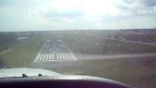 preview picture of video 'Cessna 172 landing (KLFT) Rwy 22L'
