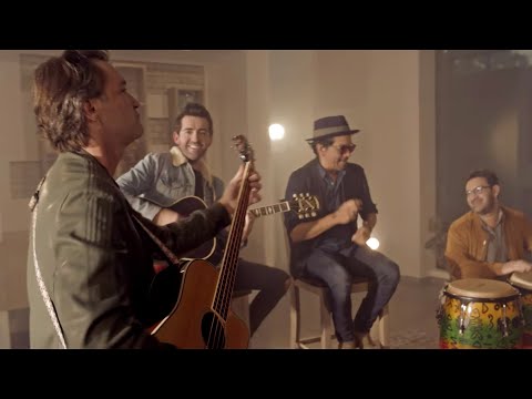 Bacilos & Alejandro González - Carta a Cupido (Official Video)