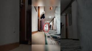 Download lagu SOMEONE IS PEEPING IN THE HOTEL CORNER, WHAT IS THAT, JIR😱💀#trending #shorts #horror #ghost #jinn... mp3