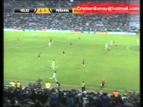 Velez 2 Peñarol 1 (Relato Mariano Closs) Copa Libertadores 2011 Los goles