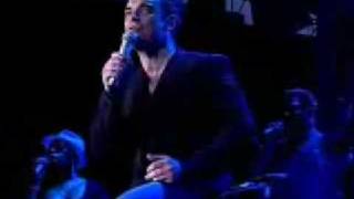 Robbie Williams - make me pure live Close Encounter