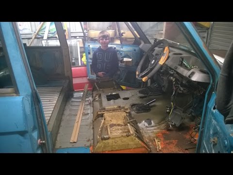 1977 Range Rover Classic 2 Door: Part 9 Removing Seats