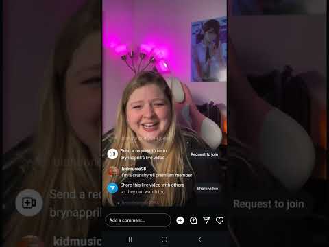 Bryn Apprill Streamily Signing