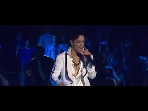 PRINCE - JUNGLE LOVE (Live At The Los Angeles Forum, April 28, 2011)⚜️