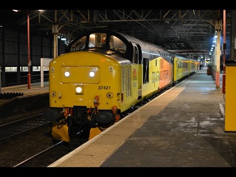 Colas Railfreight 37421 Thrashes, Clags & Slips out of Crewe | 3Q01 Crewe C.S - Derby RTC