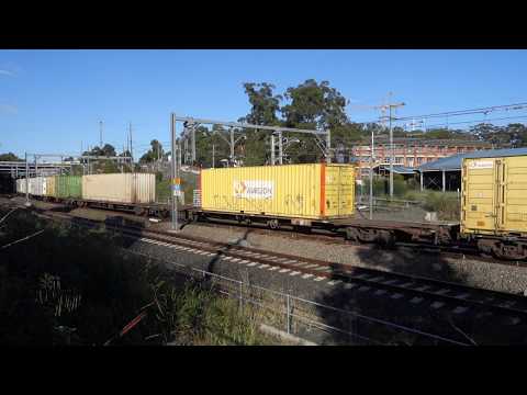 LDP001 and LDP009 with Aurizon 7BM7 - 28/5/17