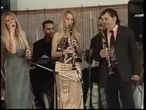 ΧΡΙΣΤΙΝΑ ΤΖΑΛΑΛΗ live