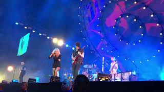 Paramore - Idle Worship/No Friend - Live @ O2 Arena London 12/1/2018