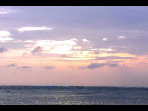 Satoru Wono plays piano - UMI (The Ocean)  童謡 - 海