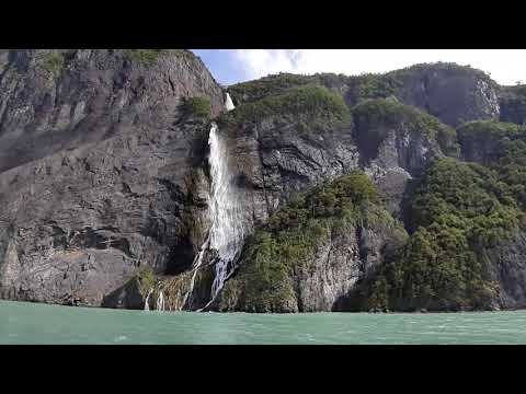 Catamaran Cruise to Balmaceda and Serrano Glaciers - Patagonia