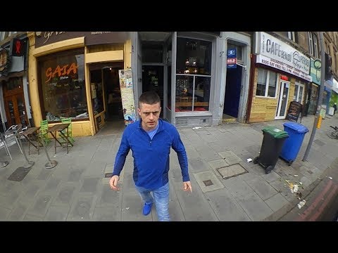 SE09CVJ - Parked like a dickhead