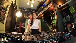 Download lagu Dj cantik DEJAVU pure in love mp3