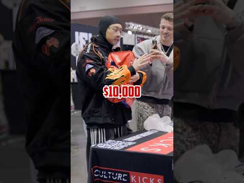 I Bought A Mystery Box At Sneaker Con! #yt #funny #comedy #viral #trending #foryou