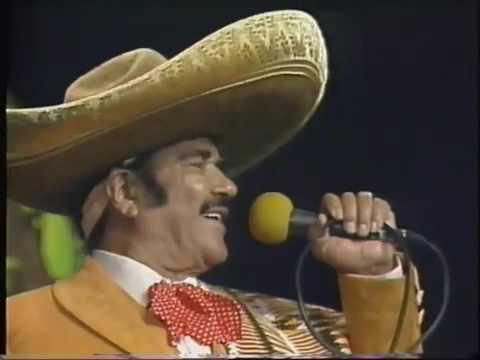 FRANCISCO CHARRO AVITIA EL PAULOTE CORRIDO MARIACHI