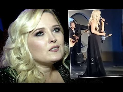 Film z wyluzowaną Gosią Andrzejewicz z zamkniętej imprezy podbija internet! Co ona na to?