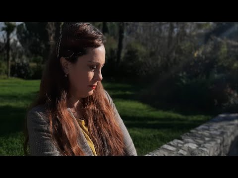 Vitrina e librit/ 100 letra dashurie- Provoni të bini në dashuri me një shkrimtar