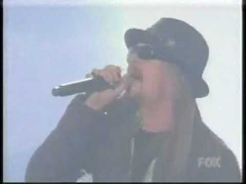 Kid Rock - Tush (Live w Nickelback and Billy Gibbons at 2006 Billboard Music Awards)