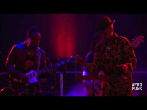 D'Angelo w/ Angelo Moore performs "Black Flowers" at AFROPUNK FEST 2014