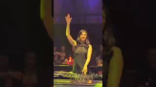 Download lagu DJ UNA BANG BANG BANG 💥💥 #djuna #putriuna #tiktok #video #shorts #viralshort #sounds #remix #meledak mp3