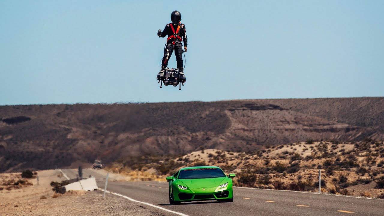 Франки Запата лети със 160 км/ч с неговия Flyboard Air 