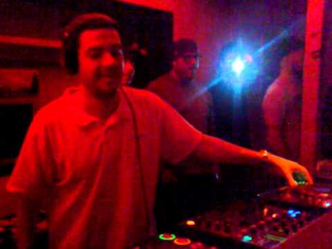 PHIL WEEKS  @ H2O THE SWAN FEAT MURIEL'S BIRTHDAY