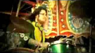 Fall Out Boy - America's Suitehearts  [Official Music Video]  + Lyrics