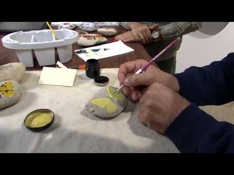 Mulher.com 06/06/2013 Mauricio Moraes - Pintura na pedra borboleta Parte 1/2