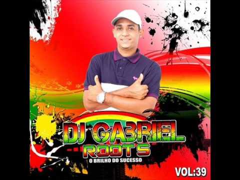 MELO DE RAYANE VS 2017 Metere Crew - Oh Kiri DJ GABRIEL ROOTS