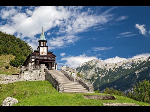 Cerkev Sv. Duha v Javorci/Church of the Holy Spirit in Javorca