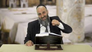 התורה חייבת להיות עם חסד | הליכות מוסר | הרב יניב עזיז (הרב דניאל זר) - התמונה מוצגת ישירות מתוך אתר האינטרנט יוטיוב. זכויות היוצרים בתמונה שייכות ליוצרה. קישור קרדיט למקור התוכן נמצא בתוך דף הסרטון