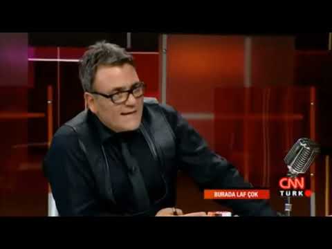 halil sezai sansar salvo'yu öpüyor