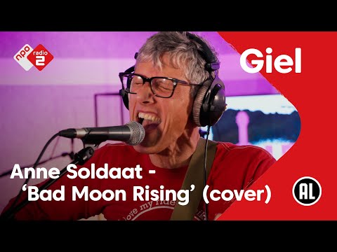 Anne Soldaat - Bad Moon Rising (Creedence Clearwater Revival cover) | NPO Radio 2