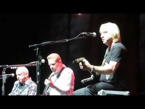 Witchy Woman - The Eagles - Detroit 2013