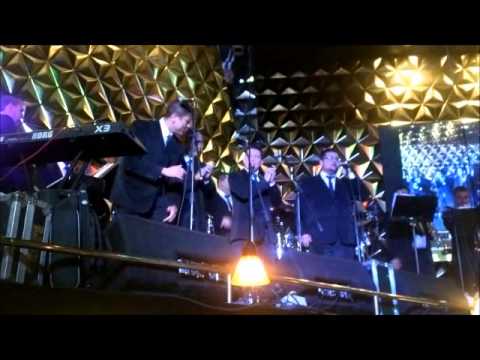 Intro-vendaval El combo De Las Estrellas