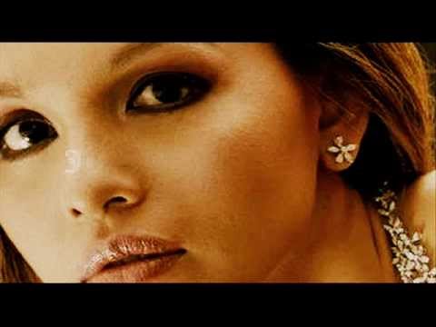 Fantasi O Realiti ( Noryn Aziz )